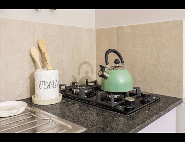 1 BEDROOM PROPERTY TO RENT IN KELVIN